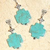 Cx 3234c croix chretienne crucifix 25x25mm blue turquoise pendant achat vente